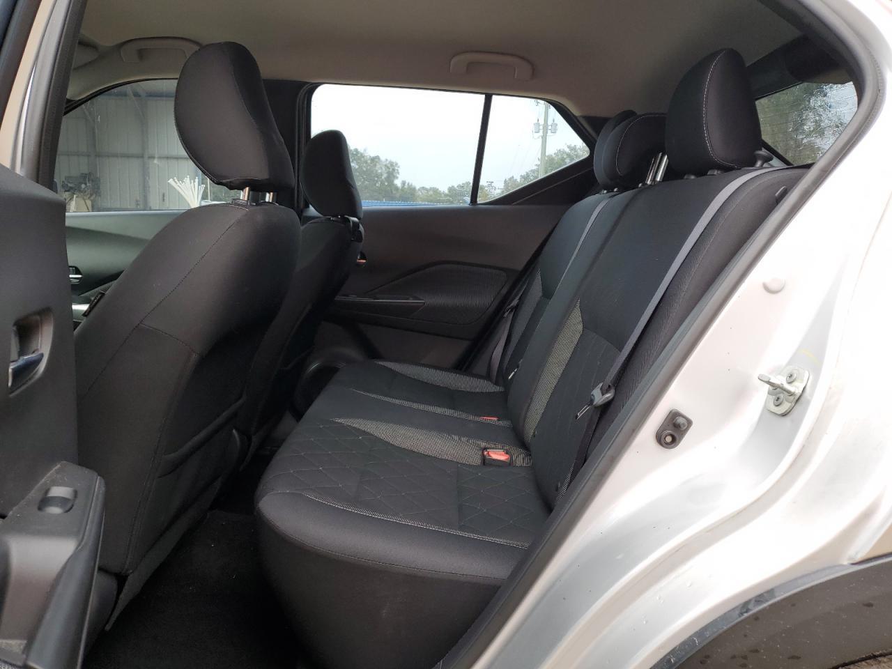 2019 NISSAN KICKS