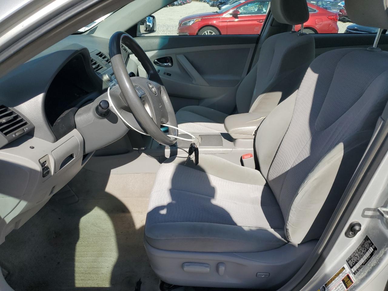 2010 TOYOTA CAMRY
