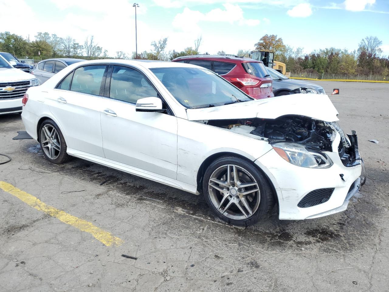 2016 MERCEDES-BENZ E-Class