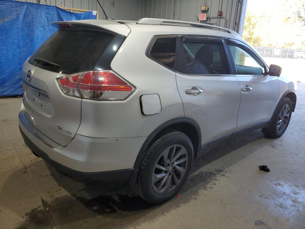 2016 NISSAN ROGUE