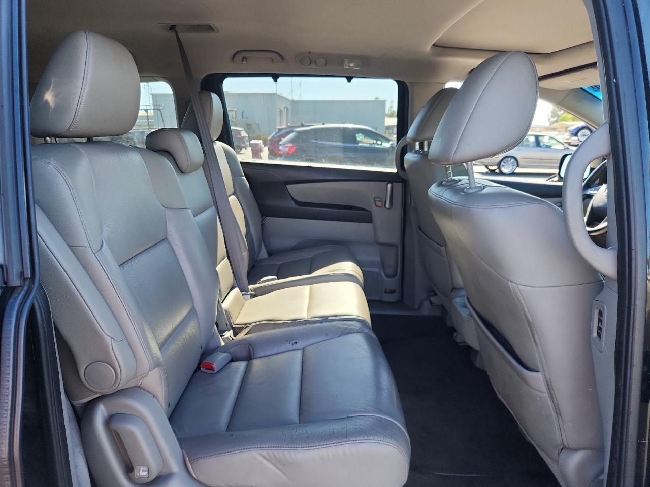 2011 HONDA ODYSSEY