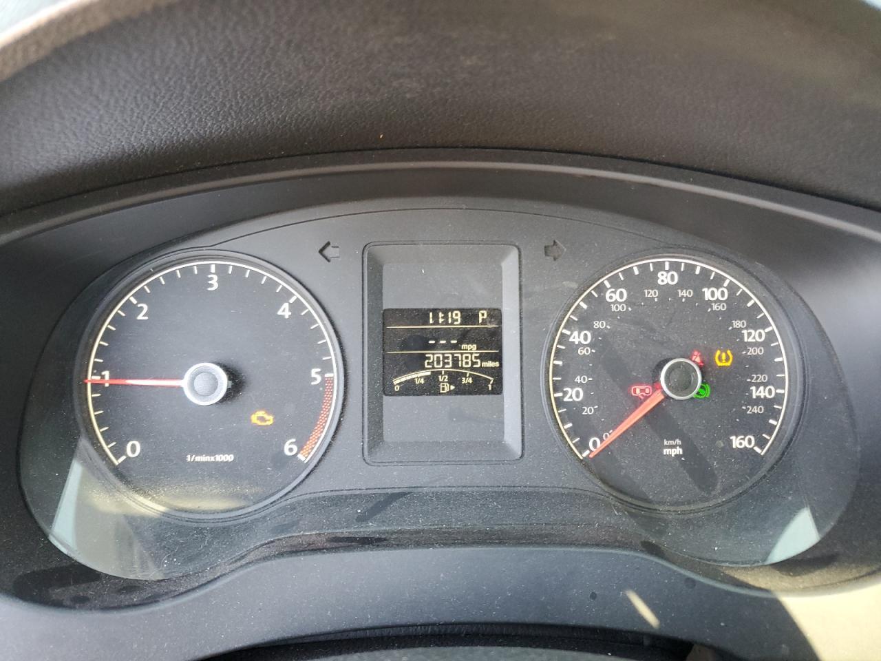 2011 VOLKSWAGEN JETTA