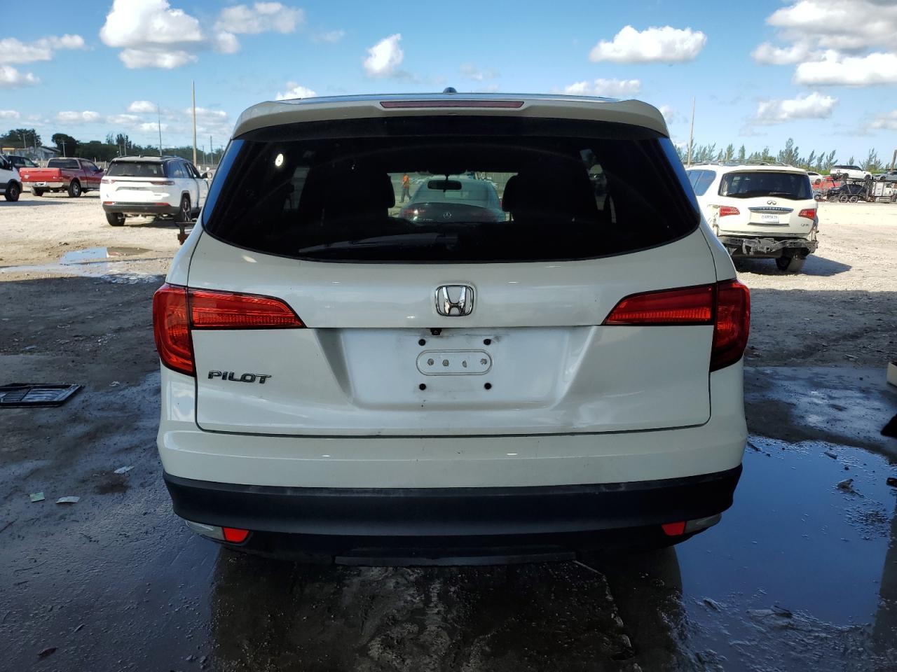 2016 HONDA PILOT