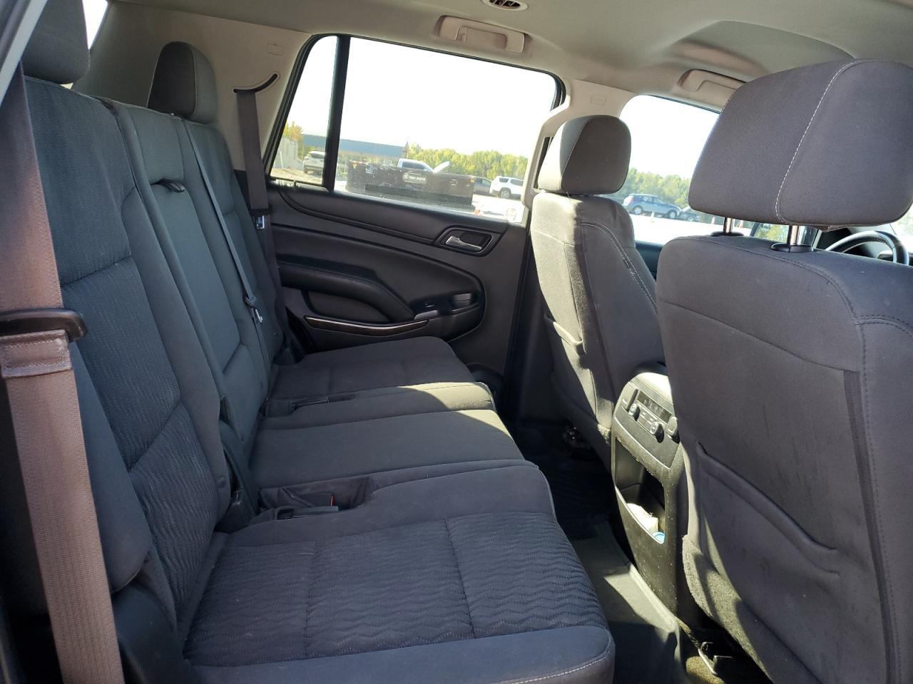 2016 CHEVROLET Tahoe