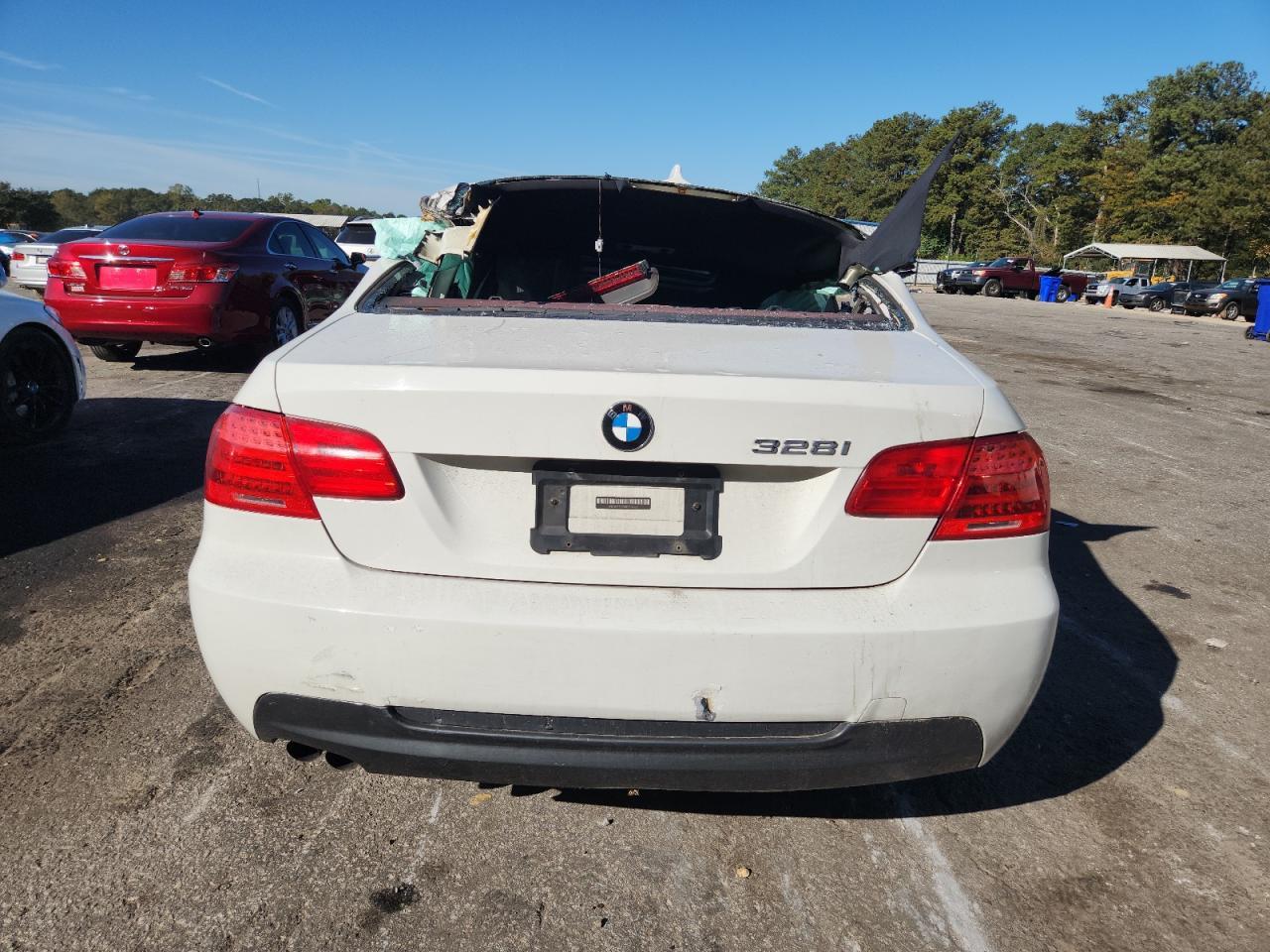 2011 BMW 3 SERIES