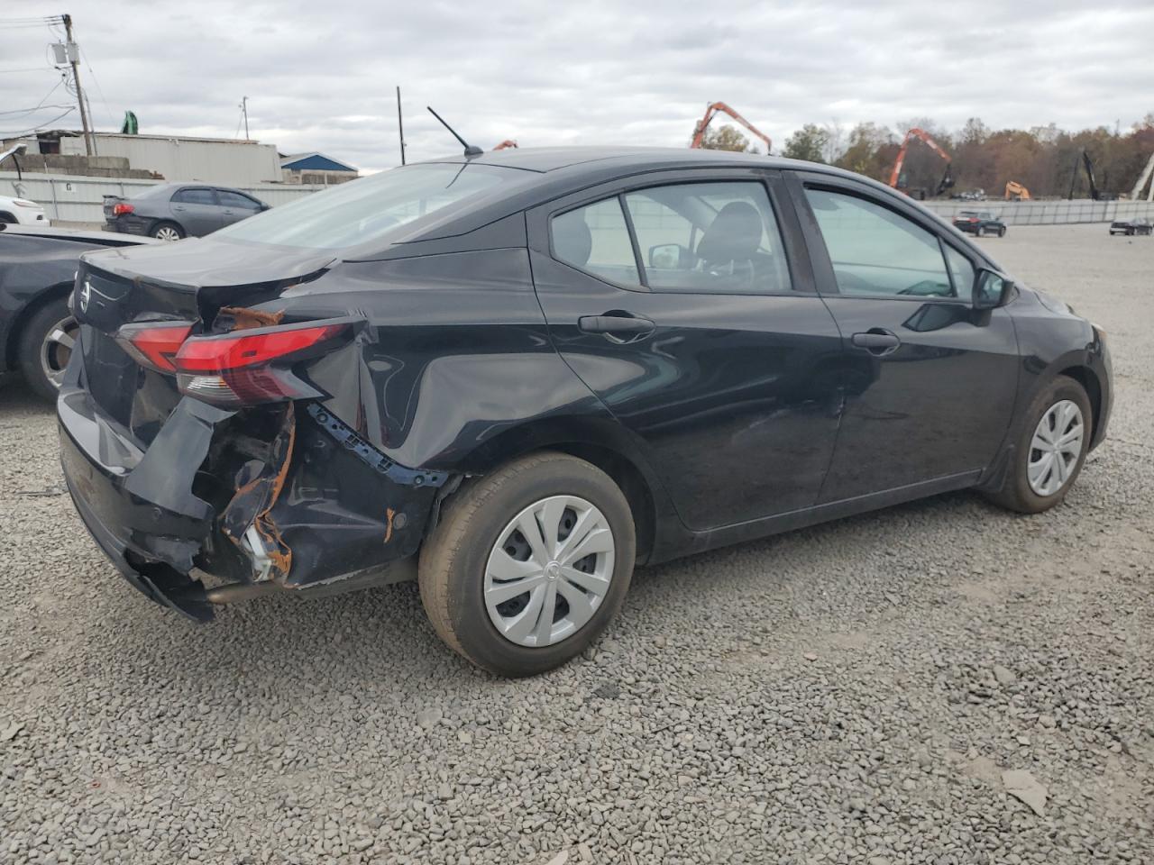 2021 NISSAN VERSA
