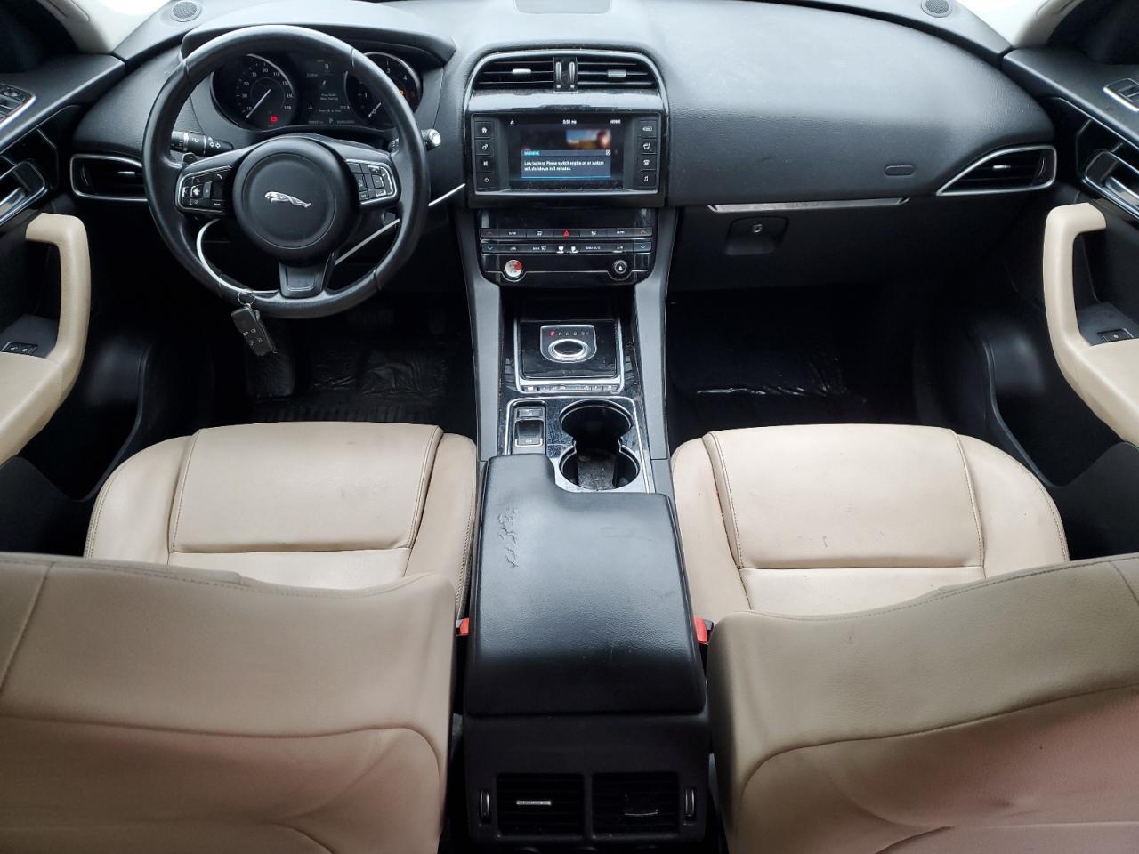 2017 JAGUAR F-Pace