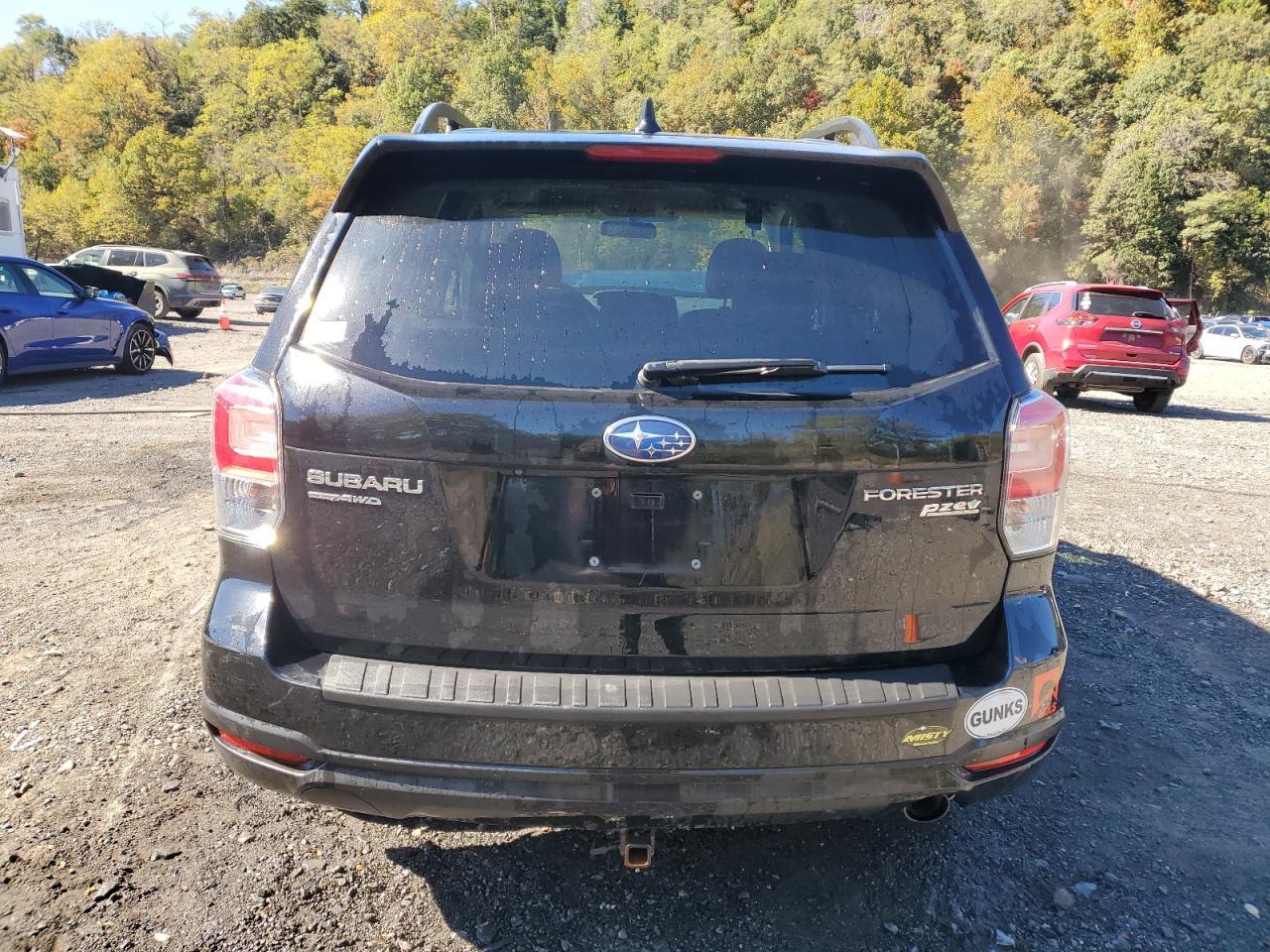 2017 SUBARU FORESTER