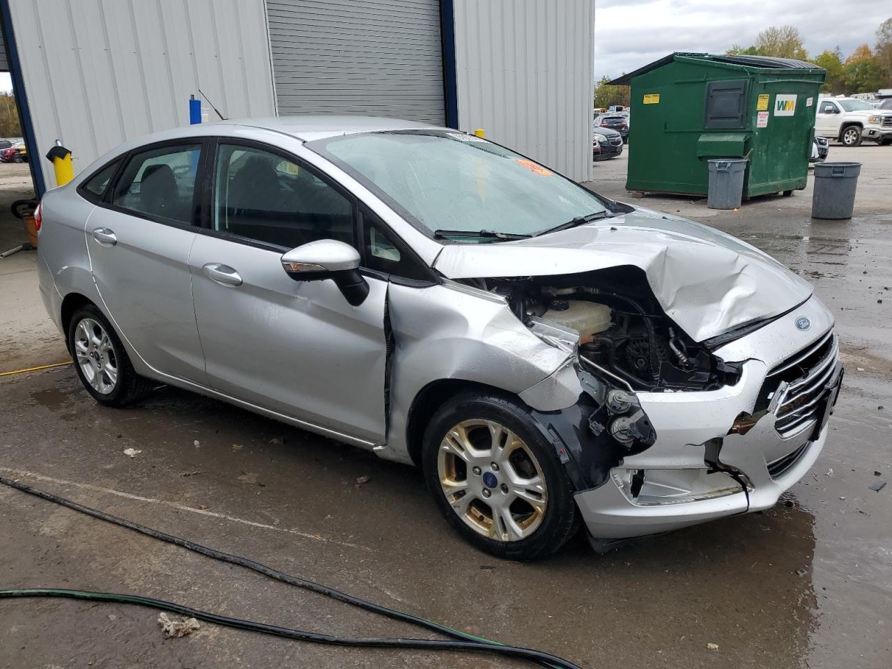 2015 FORD Fiesta