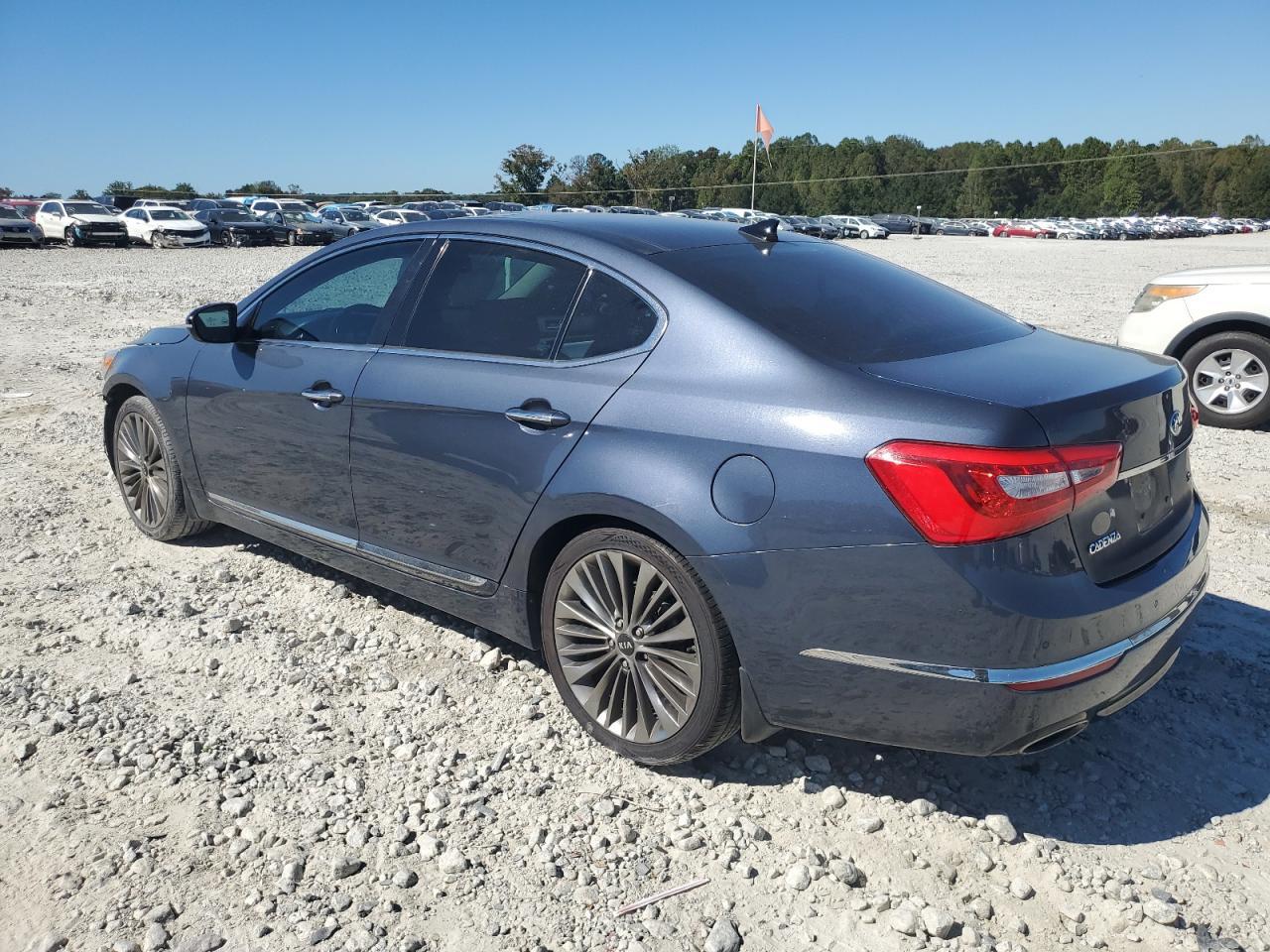 2014 KIA Cadenza