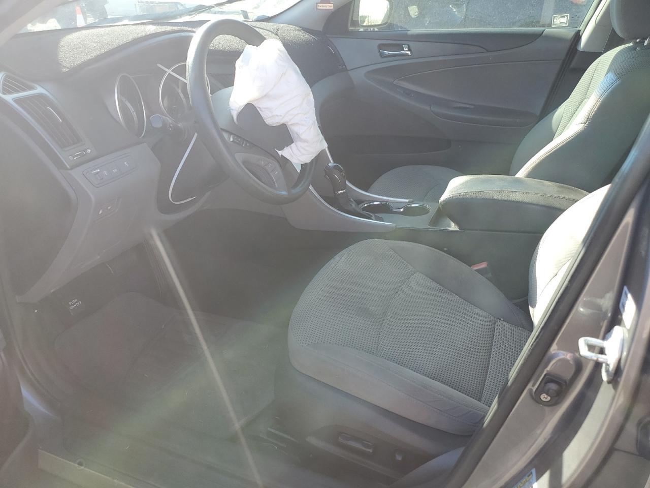 2011 HYUNDAI SONATA