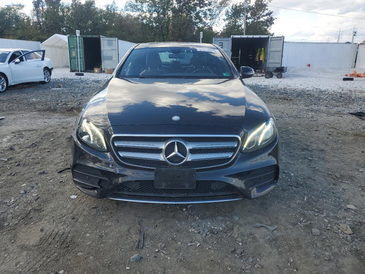 2017 MERCEDES-BENZ E-Class