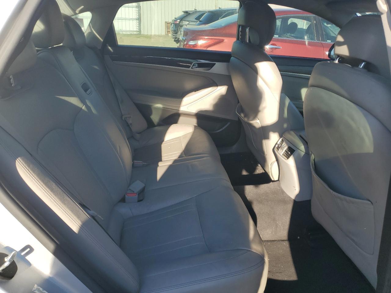 2015 HYUNDAI GENESIS