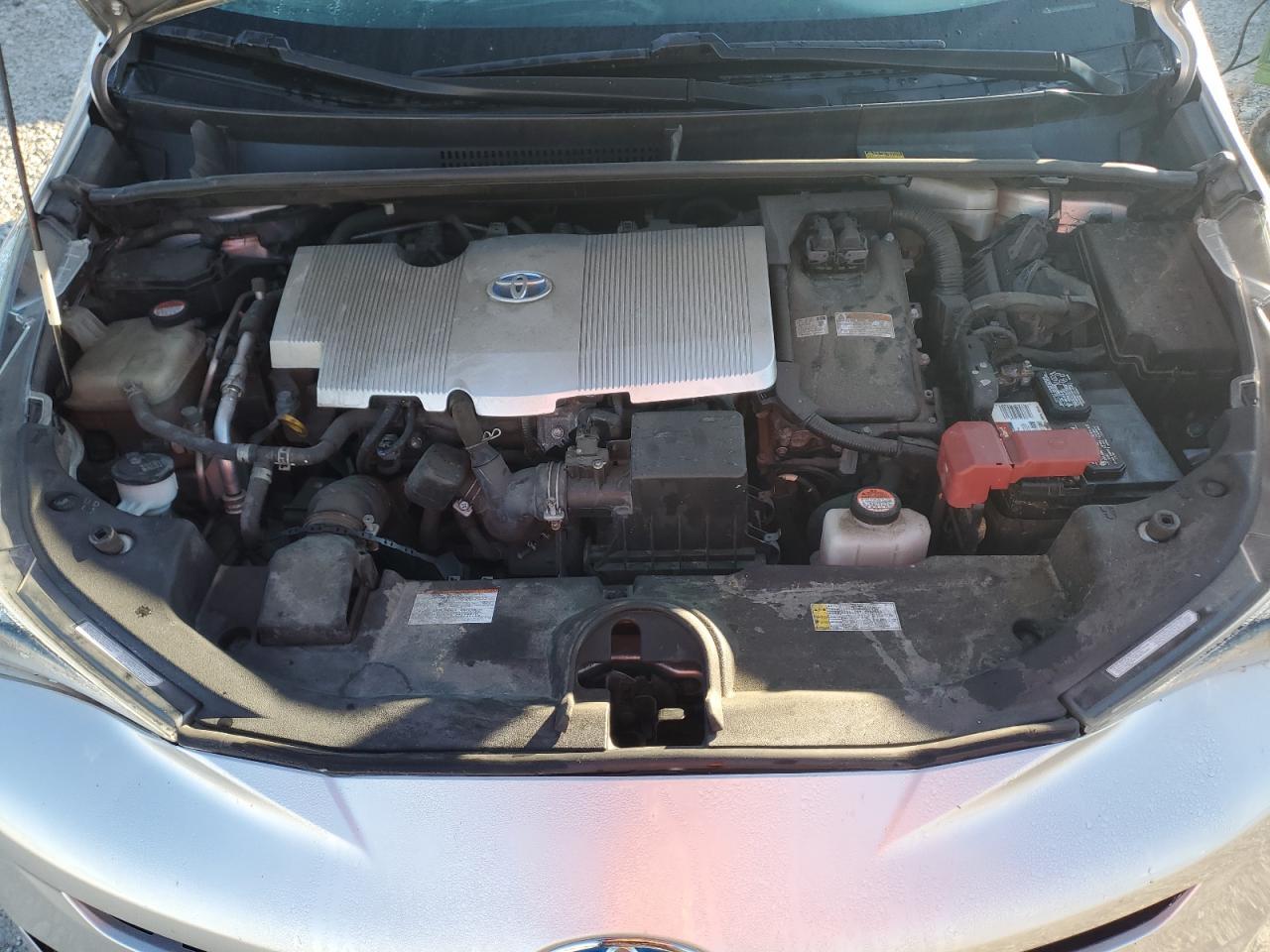 2016 TOYOTA PRIUS