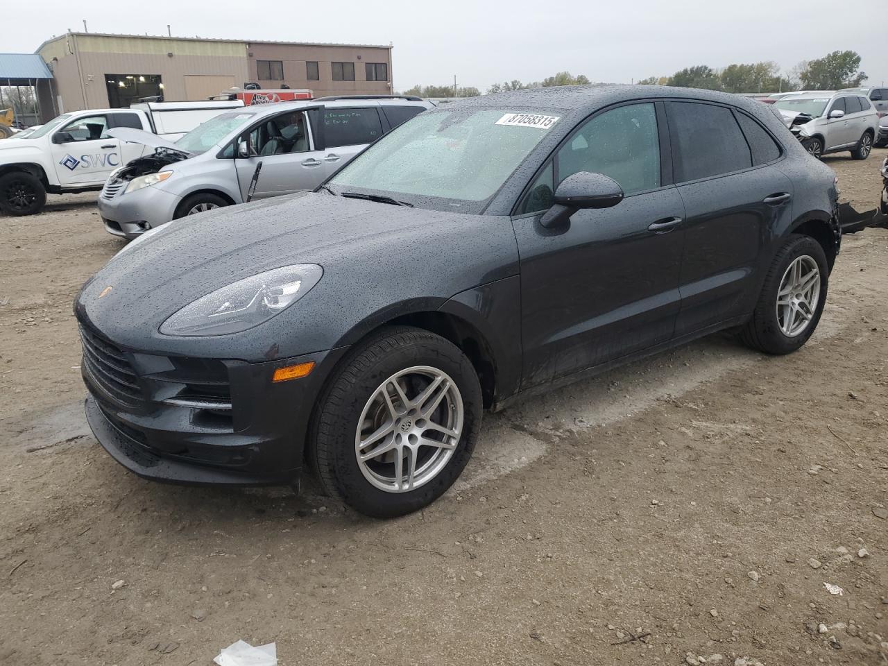 2020 PORSCHE Macan