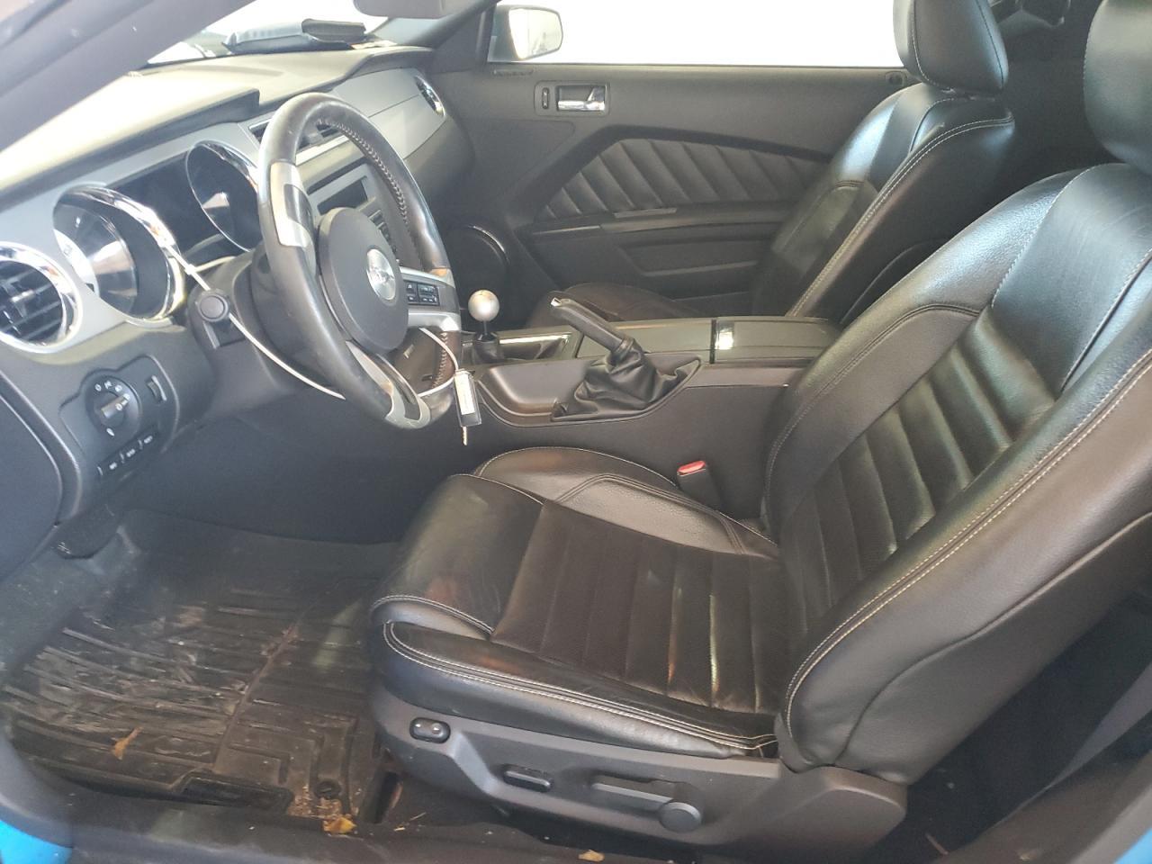 2010 FORD MUSTANG