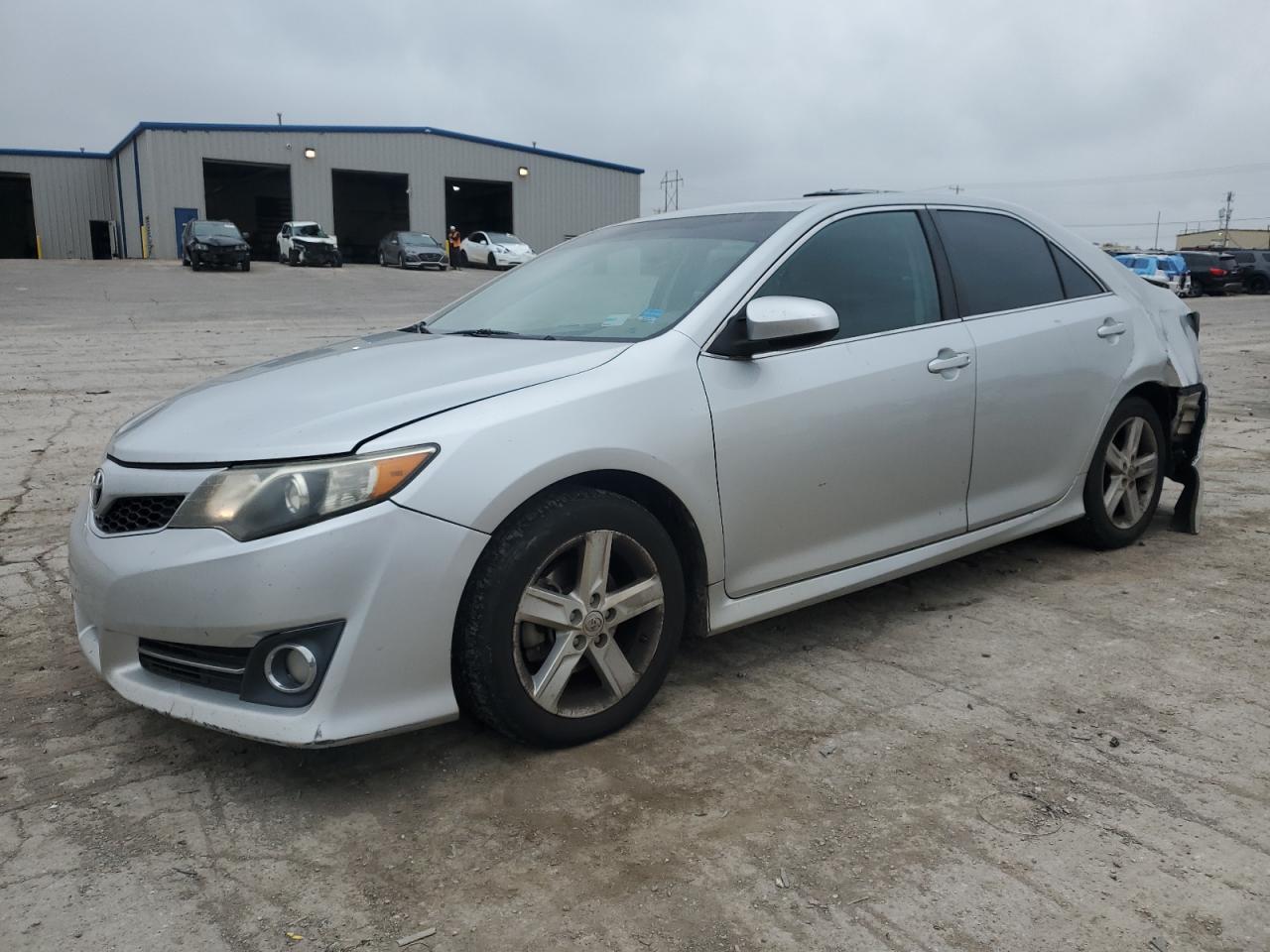2012 TOYOTA CAMRY