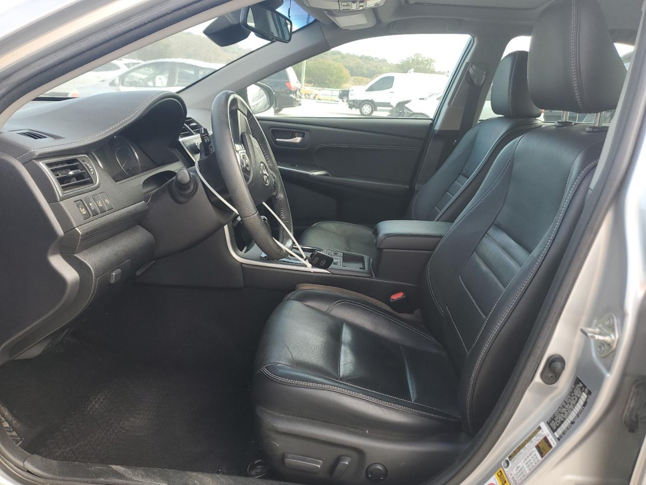 2016 TOYOTA CAMRY