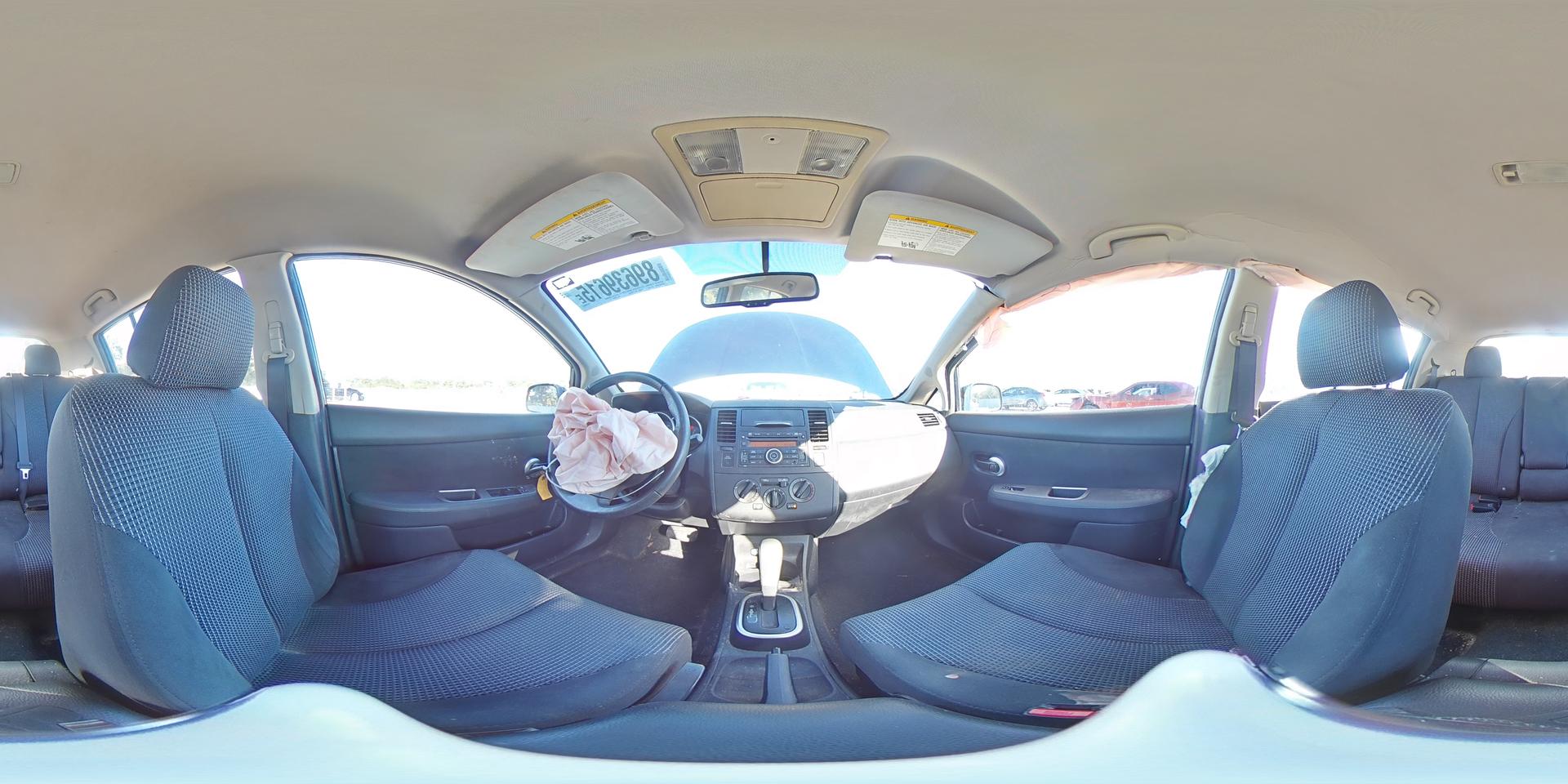 2012 NISSAN VERSA