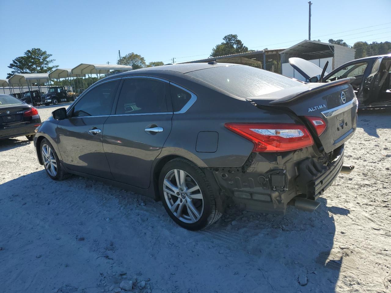 2017 NISSAN ALTIMA