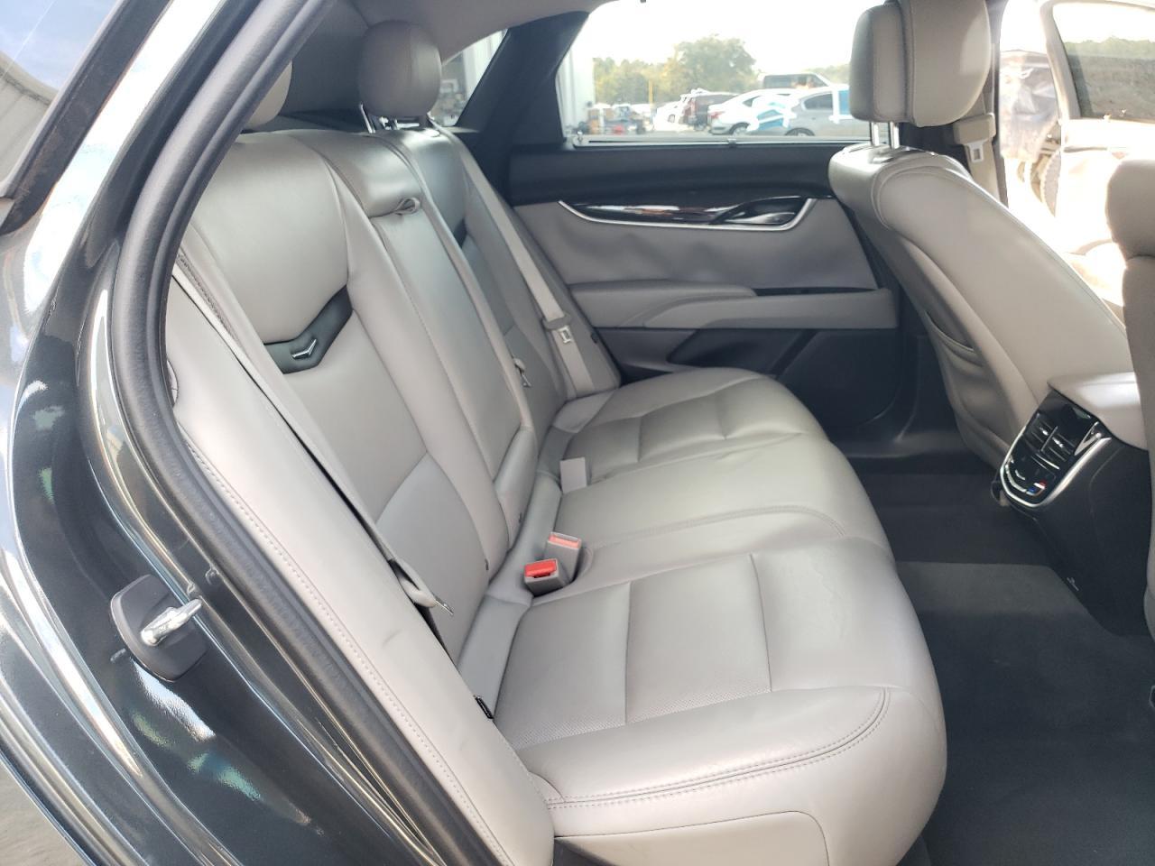 2013 CADILLAC XTS