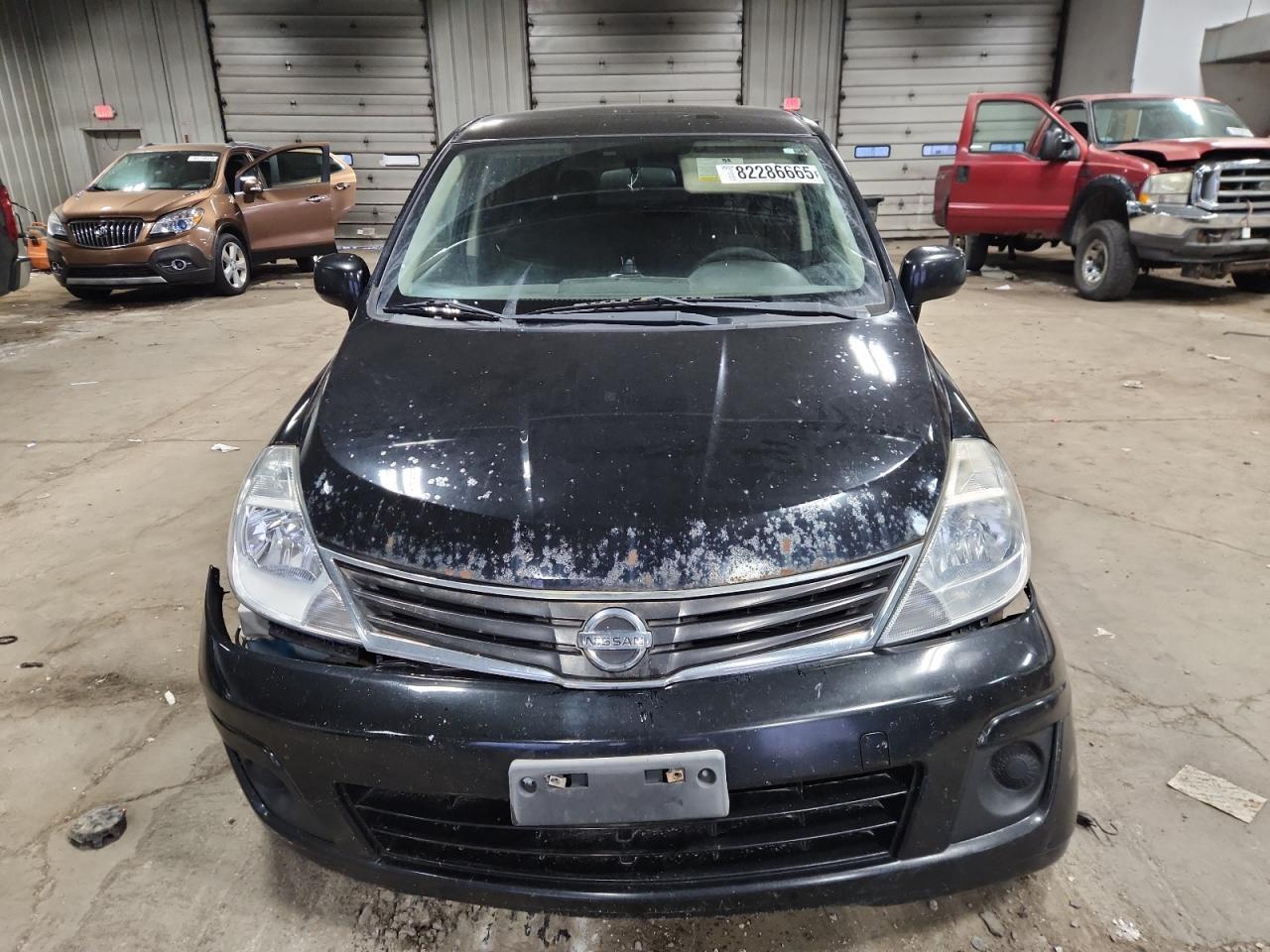 2011 NISSAN VERSA