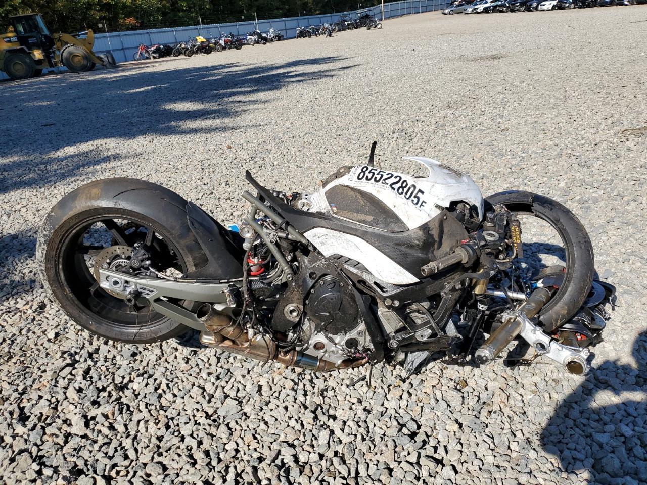 2025 BMW S 1000