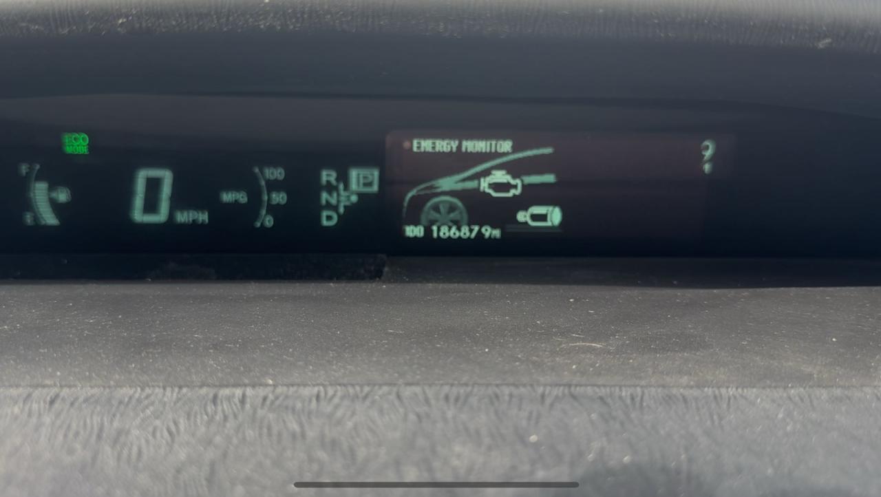 2011 TOYOTA PRIUS
