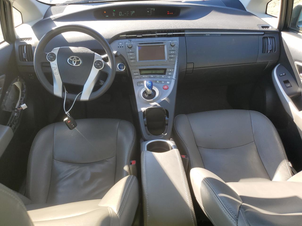 2015 TOYOTA PRIUS