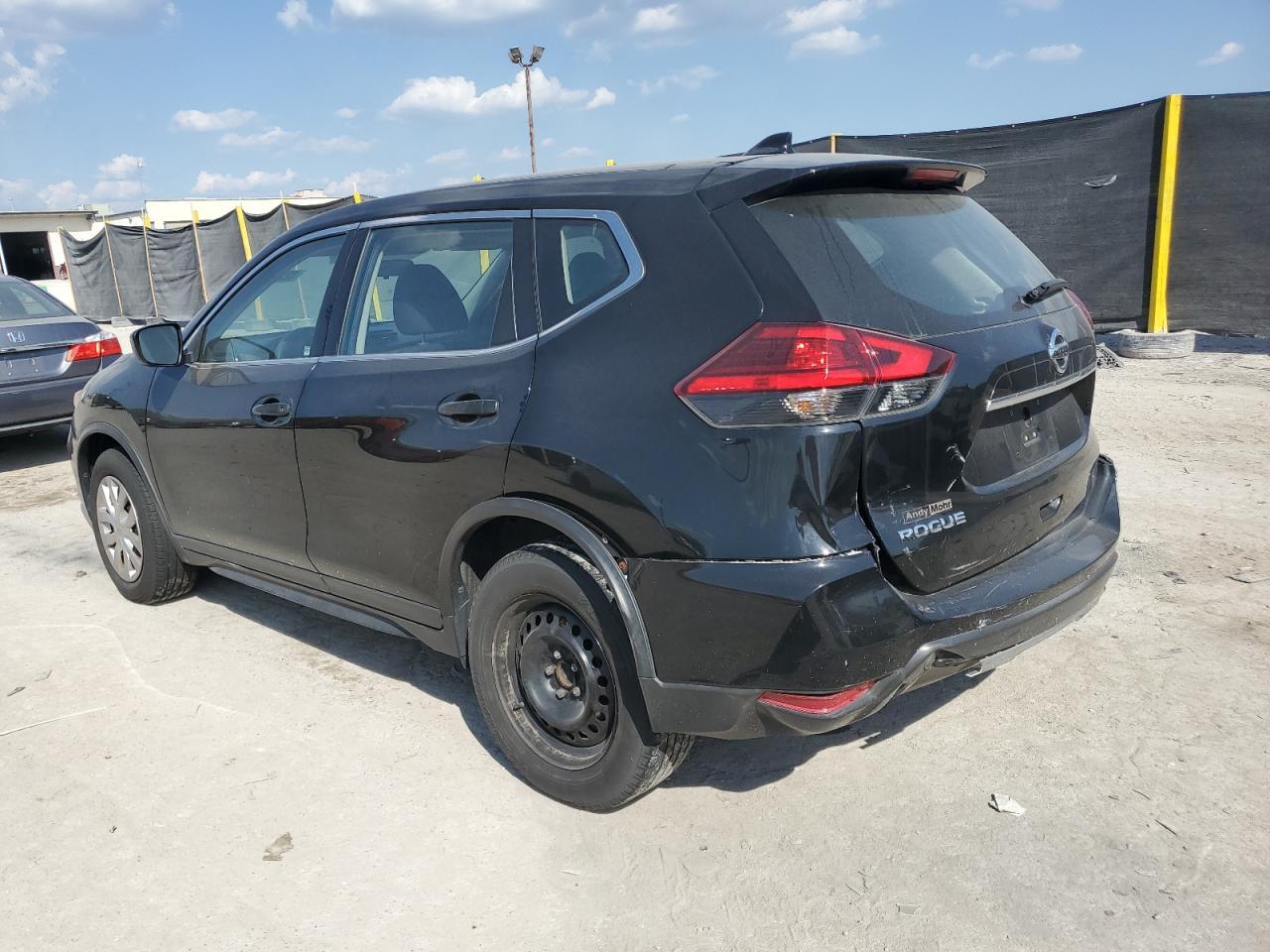 2017 NISSAN ROGUE