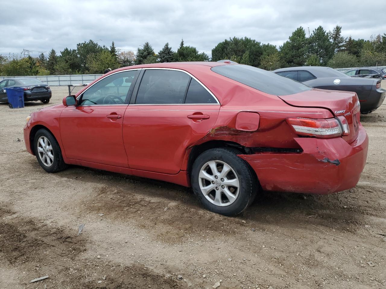 2011 TOYOTA CAMRY