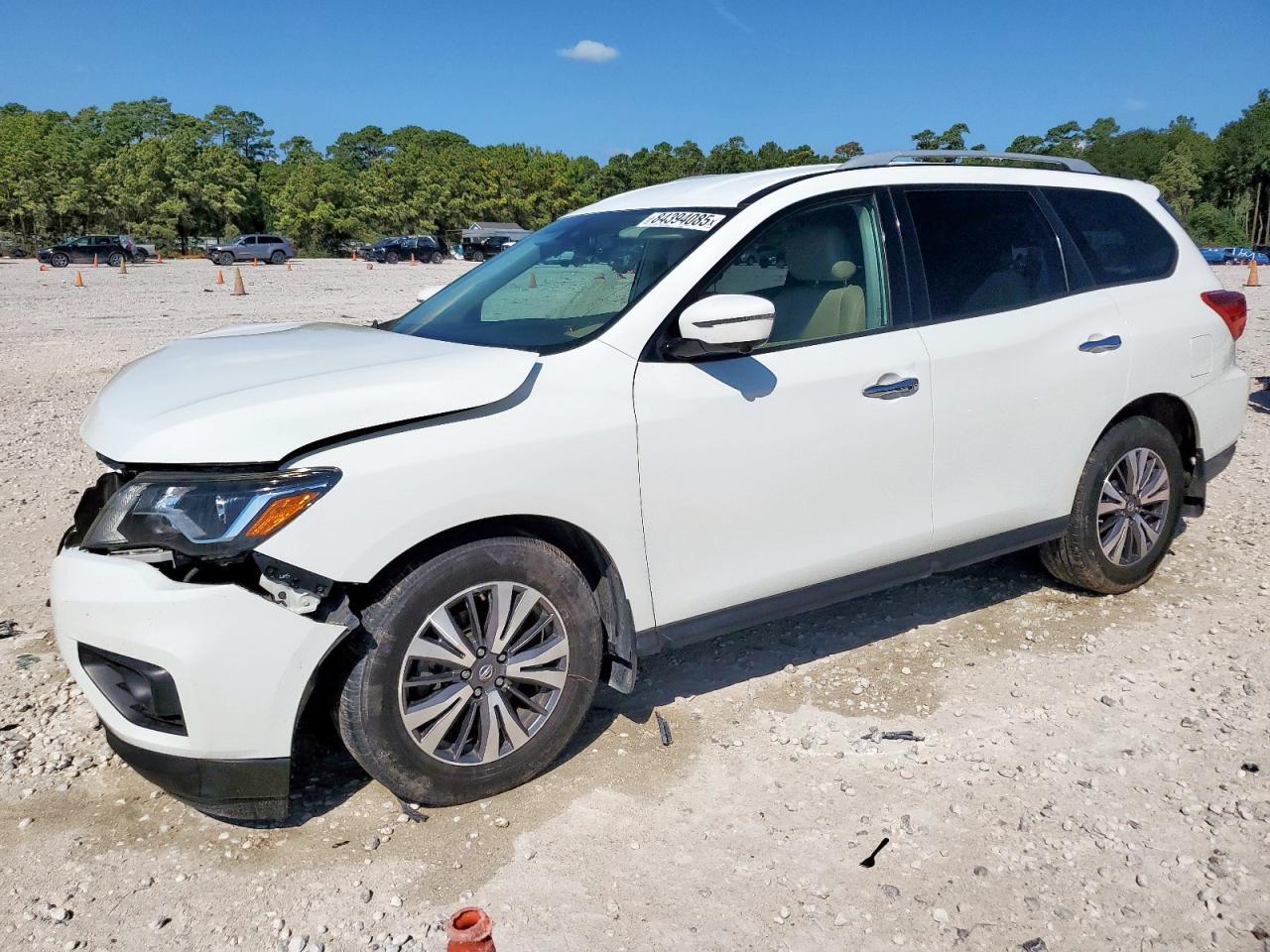 2017 NISSAN PATHFINDER