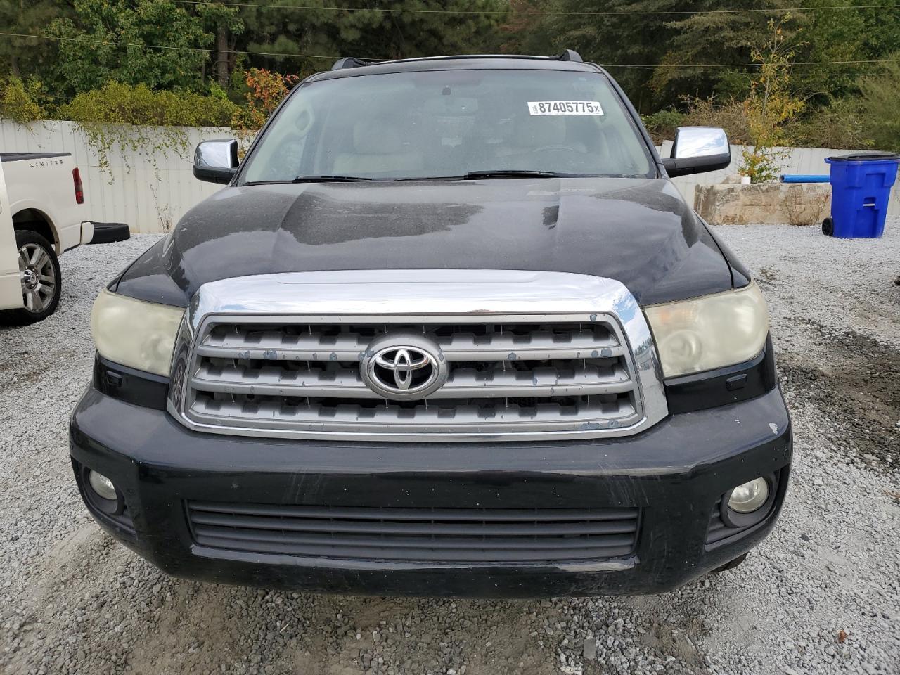 2011 TOYOTA Sequoia