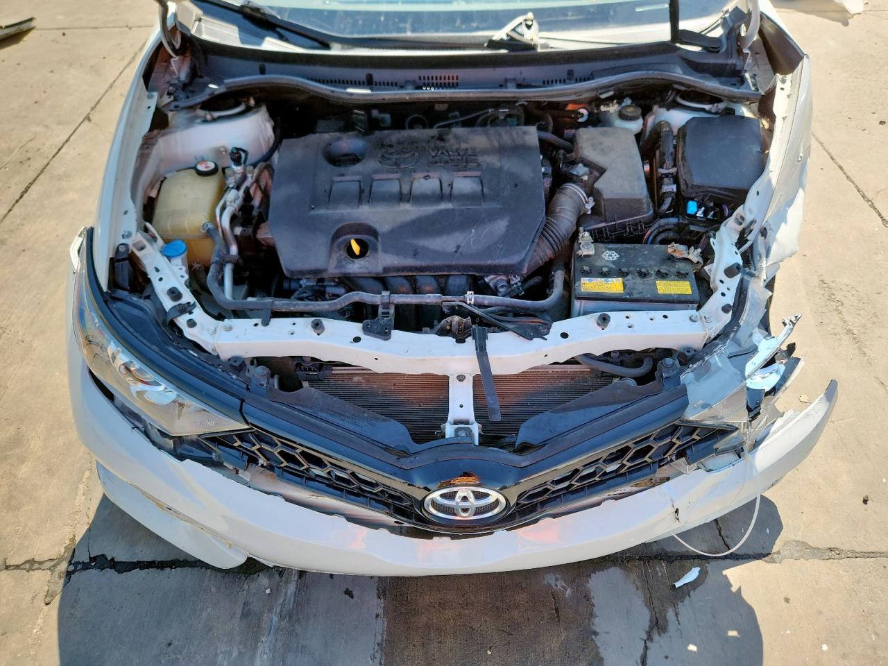 2017 TOYOTA COROLLA