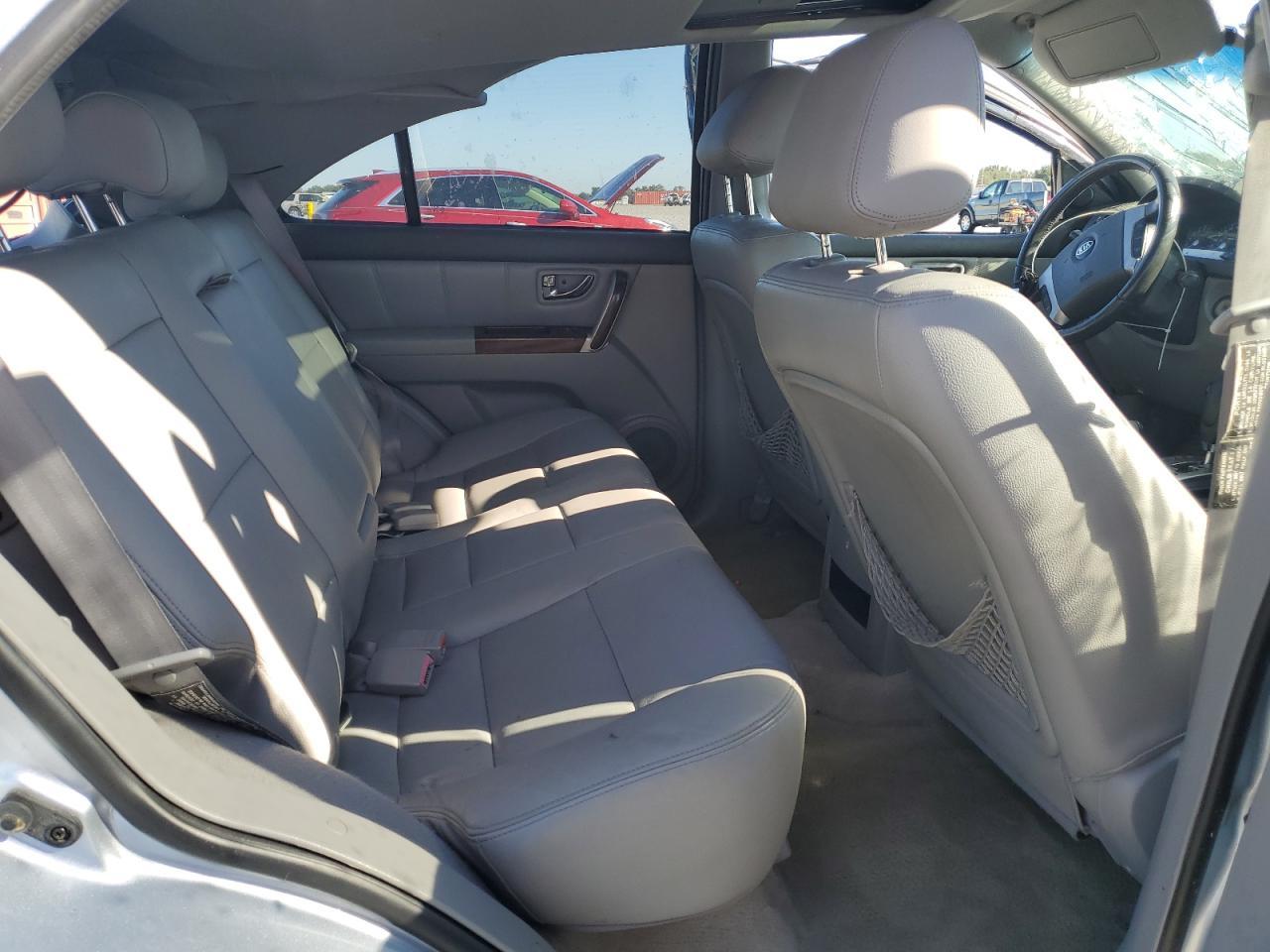2005 KIA SORENTO