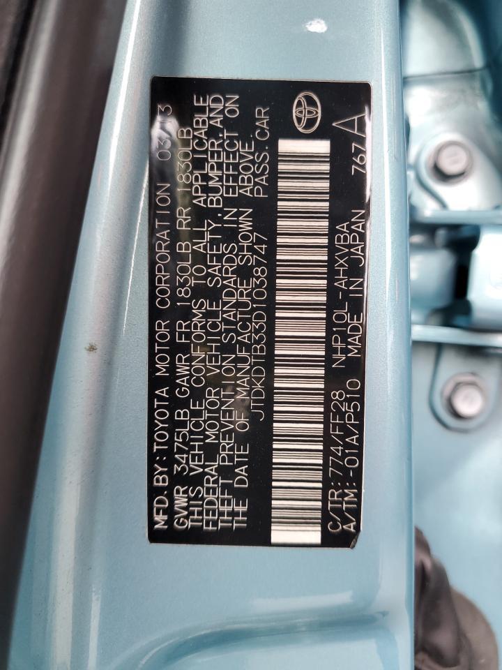 2013 TOYOTA Prius c