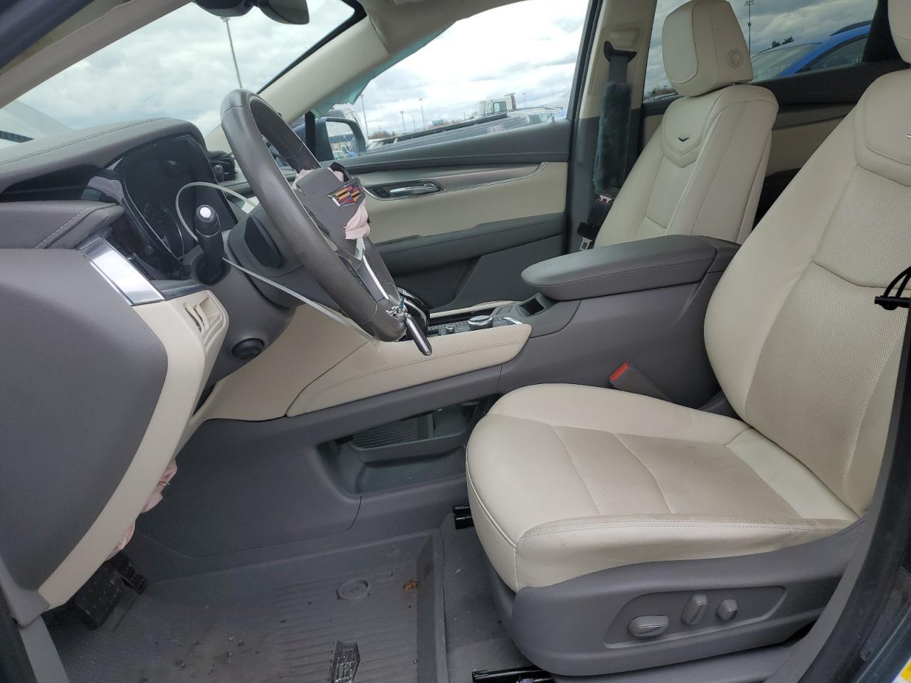 2020 CADILLAC XT5