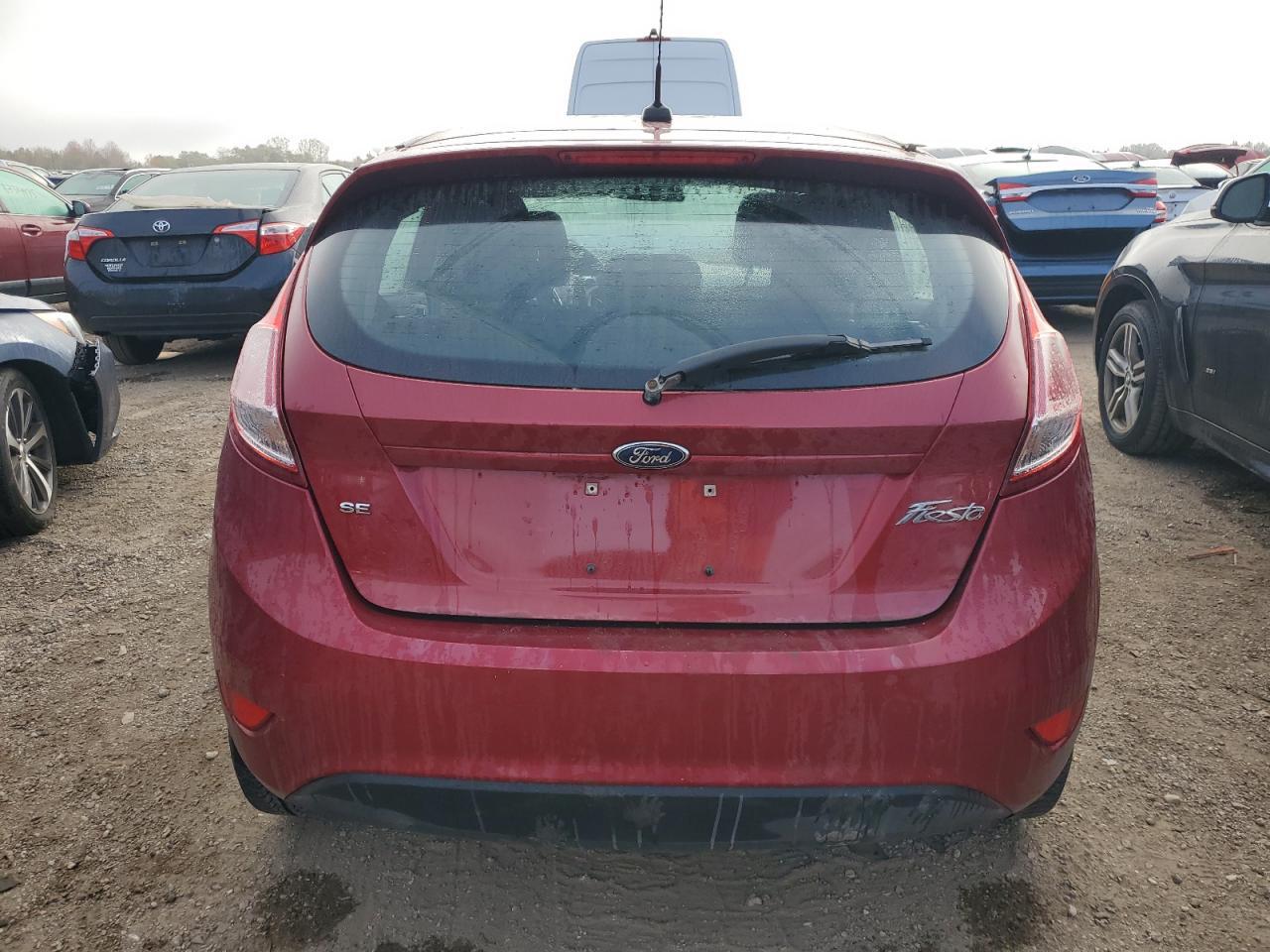 2016 FORD Fiesta