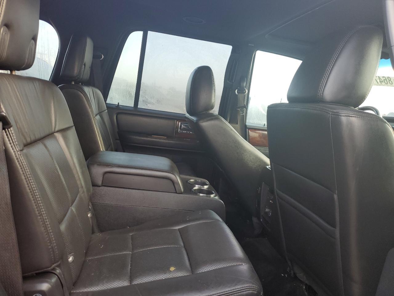 2013 LINCOLN Navigator