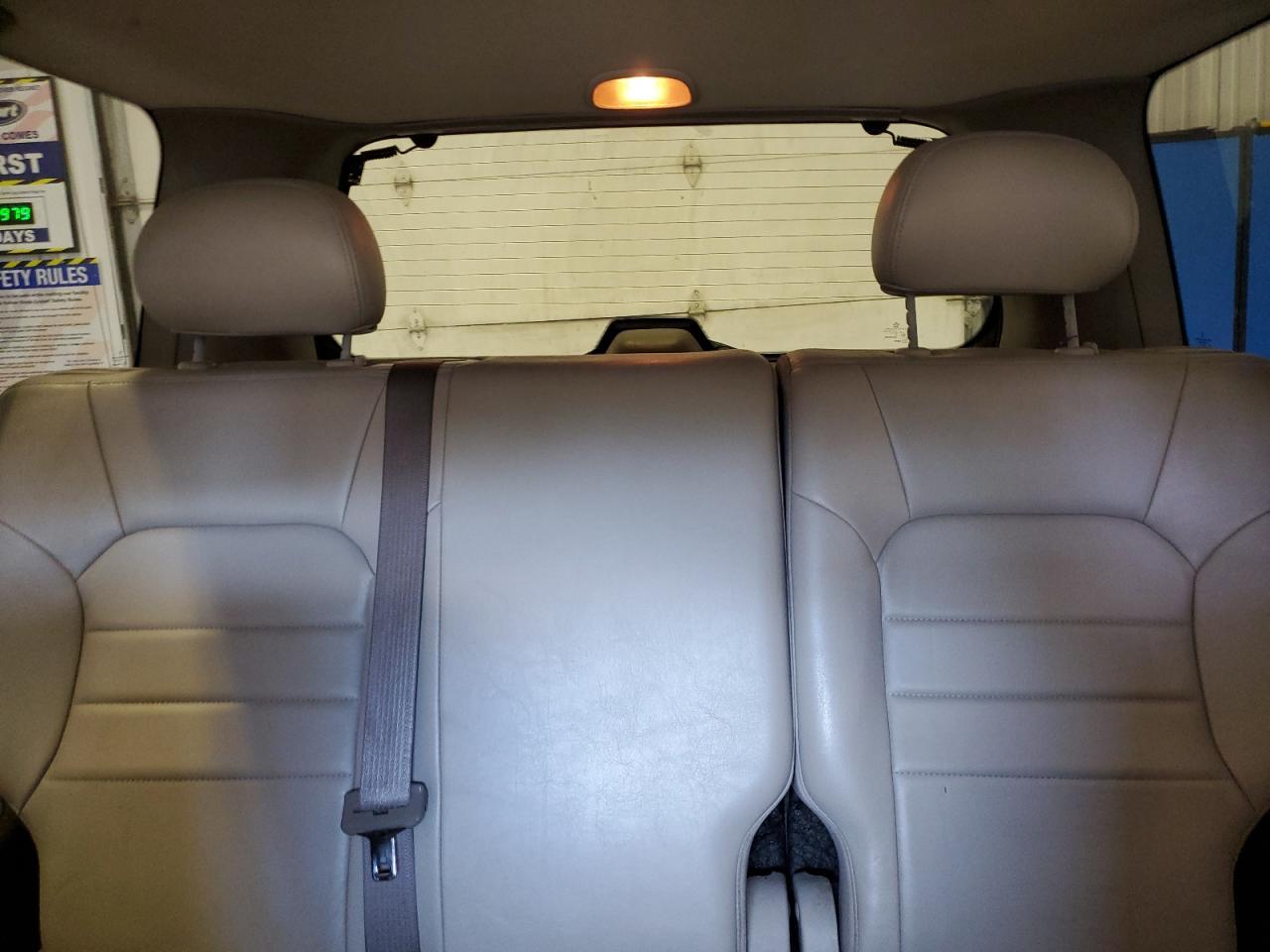 2004 JEEP Liberty