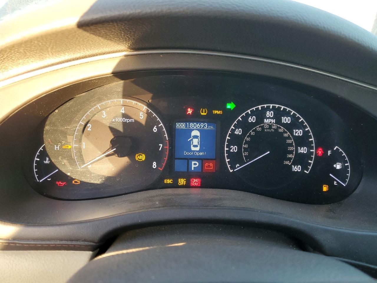 2012 HYUNDAI GENESIS