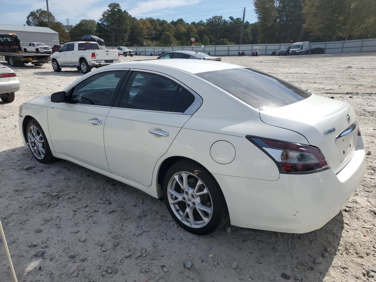 2013 NISSAN Maxima