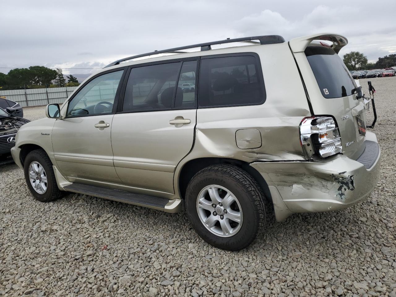 2003 TOYOTA HIGHLANDER
