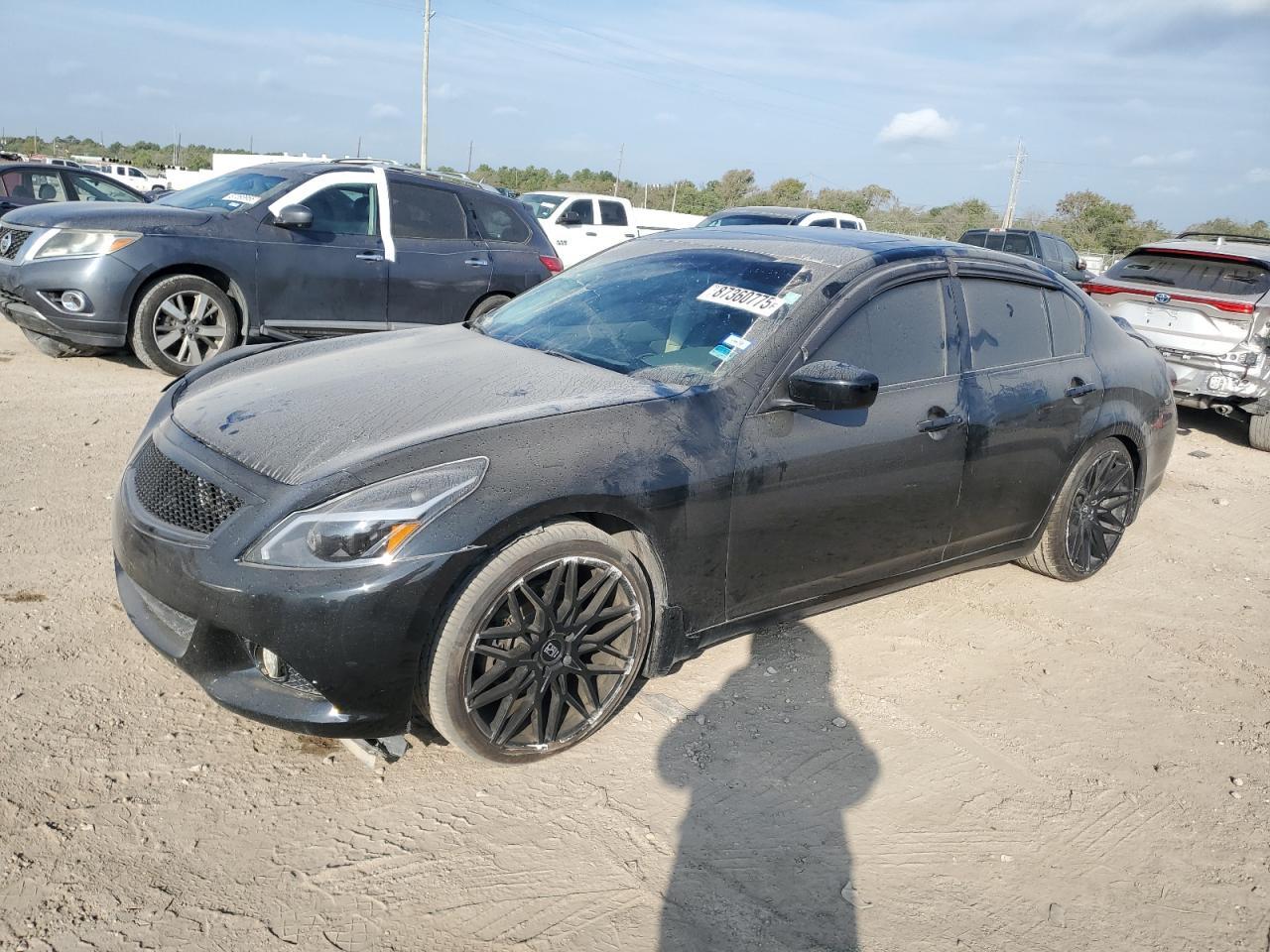 2011 INFINITI G37