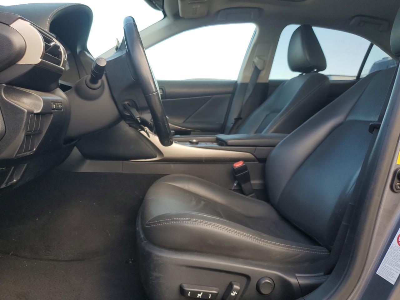 2015 LEXUS Is