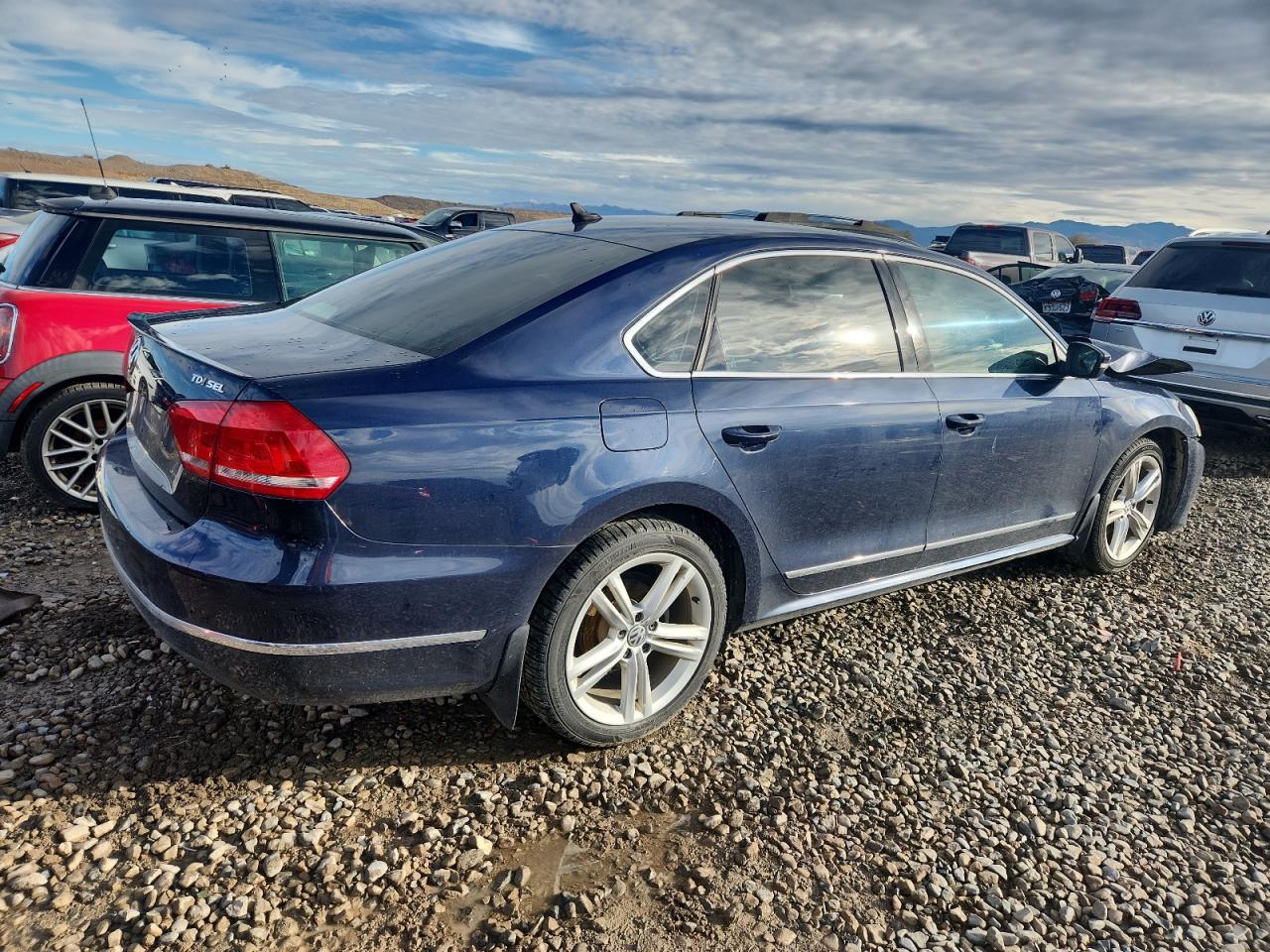 2015 VOLKSWAGEN Passat