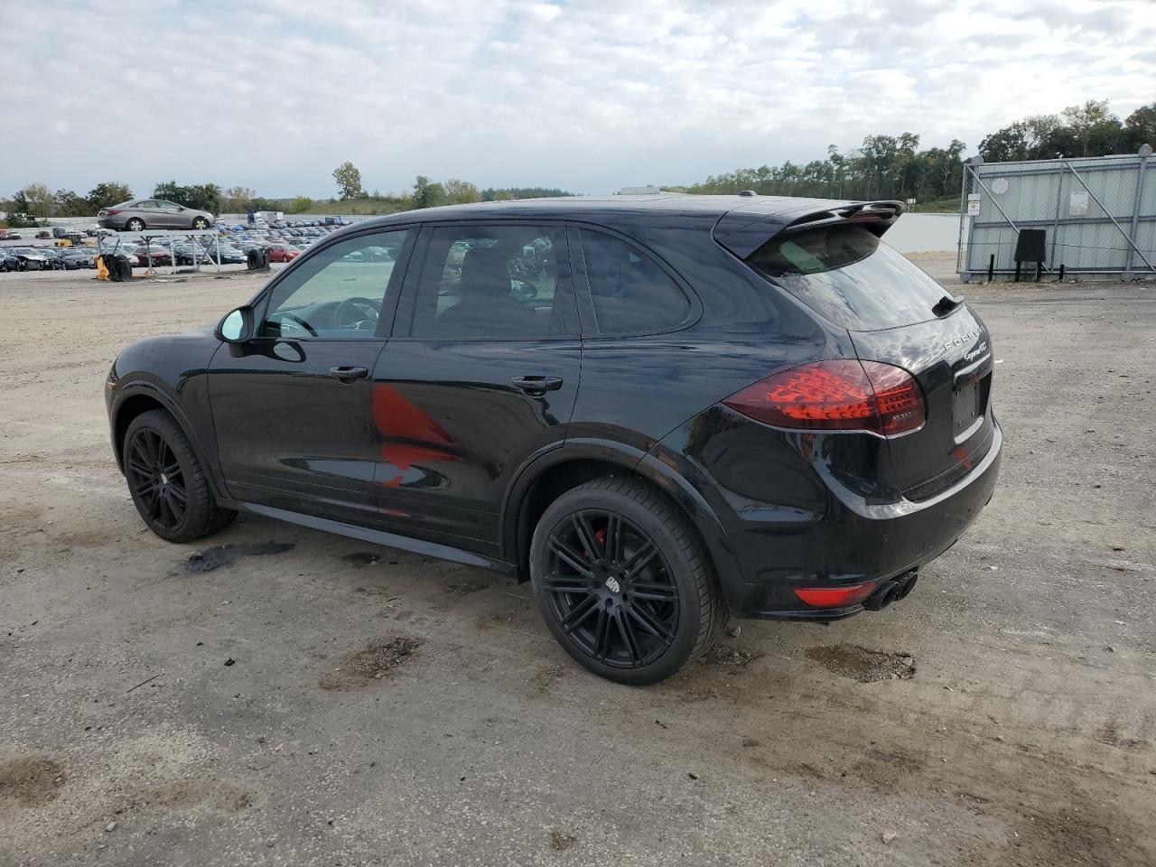 2013 PORSCHE CAYENNE