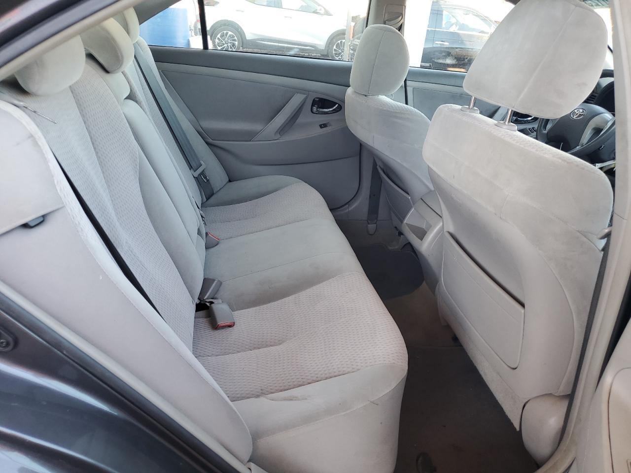 2011 TOYOTA CAMRY