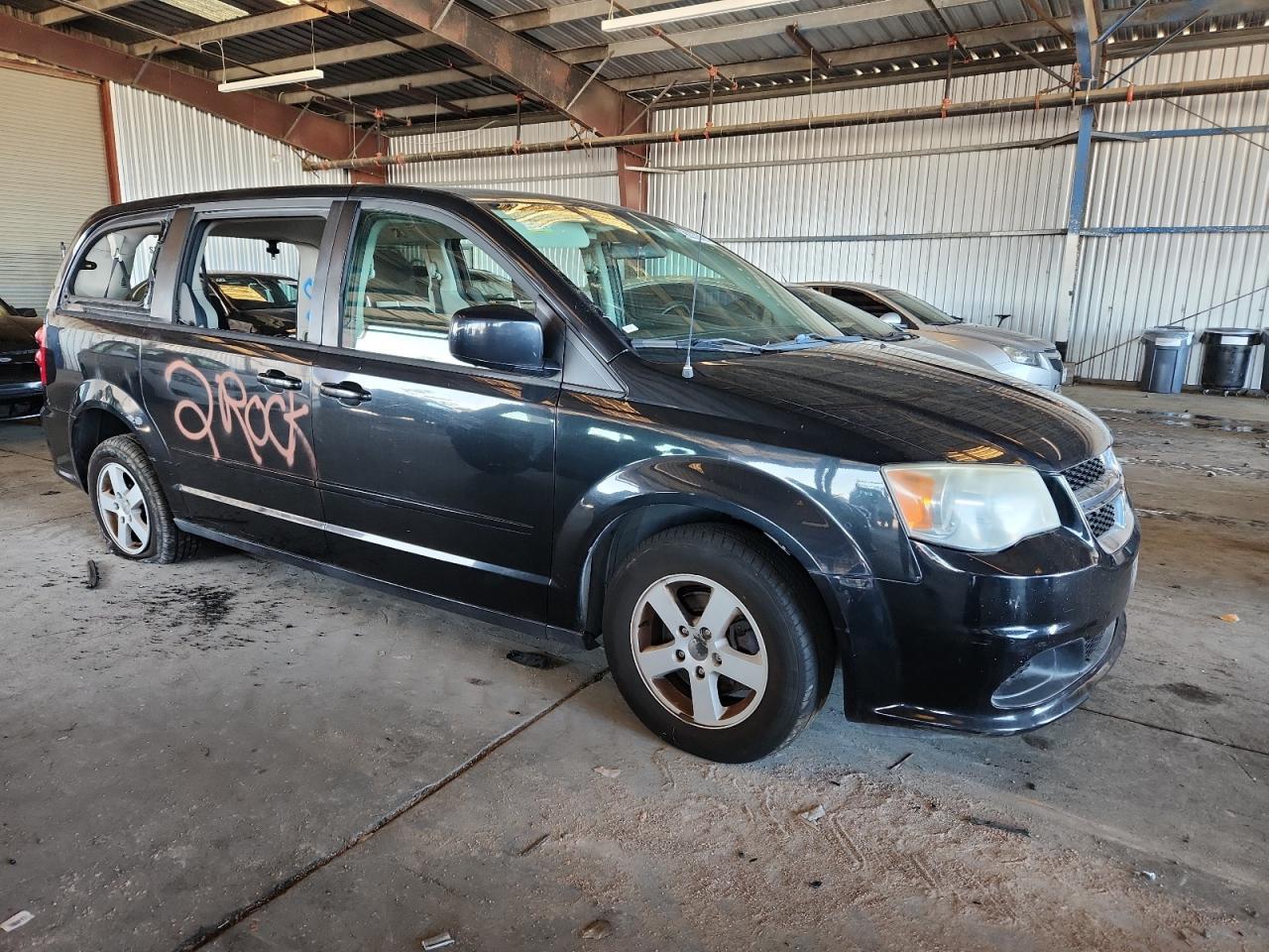 2013 DODGE GRAND CARAVAN
