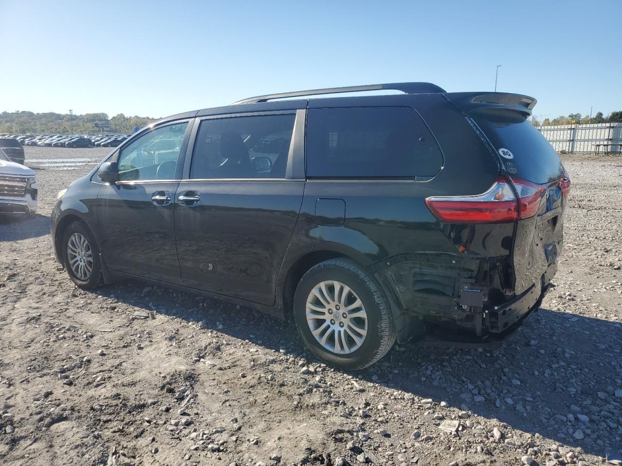 2017 TOYOTA SIENNA